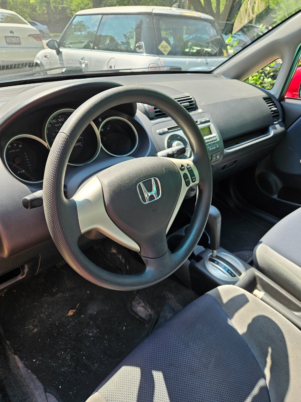 2007-2008 Honda Fit Steering Wheel w/ Cruise Control Switches Black
